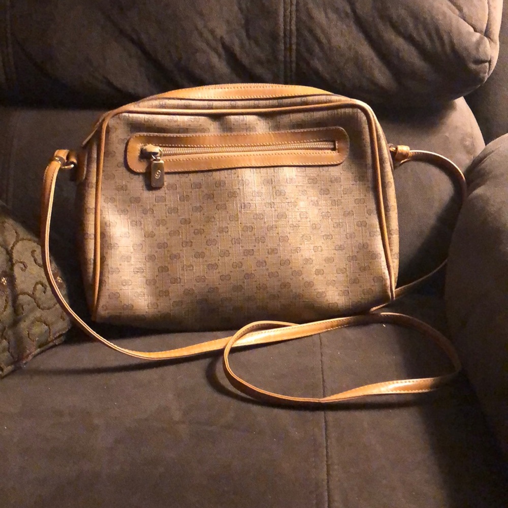 Authentic Gucci Purse
